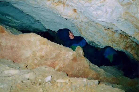 Приключения в пещерах Санболи. Фото Сергея Акулича